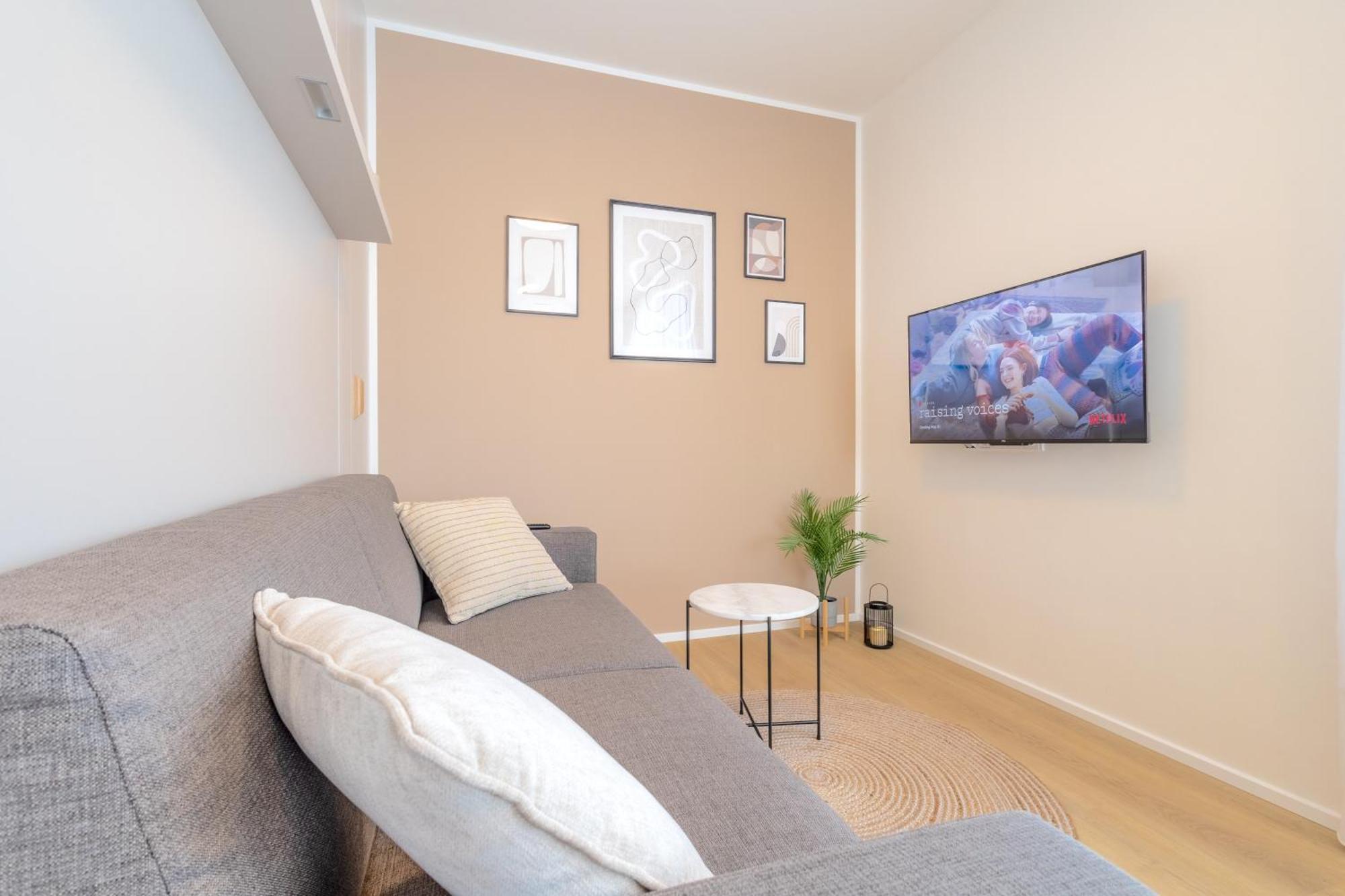 شقة Bright 2Br - 7Th Floor, Balcony, Free Parking By Gravity براغ المظهر الخارجي الصورة
