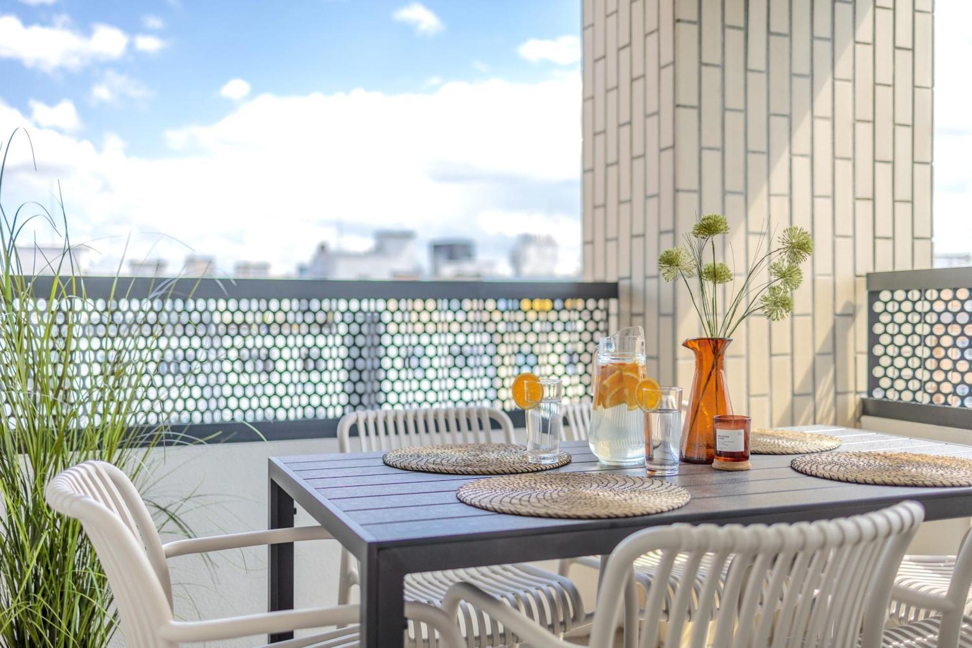 شقة Bright 2Br - 7Th Floor, Balcony, Free Parking By Gravity براغ المظهر الخارجي الصورة