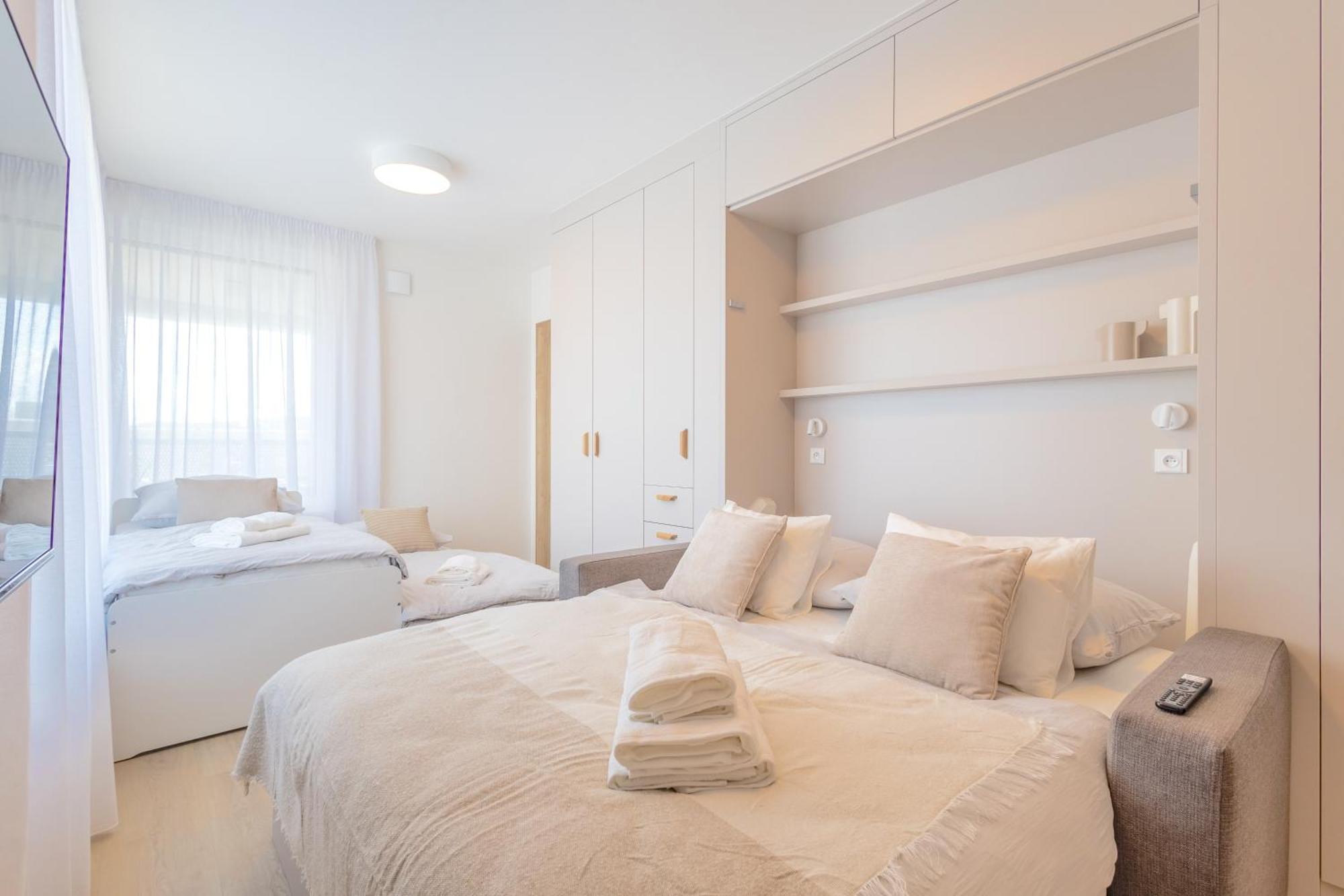 شقة Bright 2Br - 7Th Floor, Balcony, Free Parking By Gravity براغ المظهر الخارجي الصورة