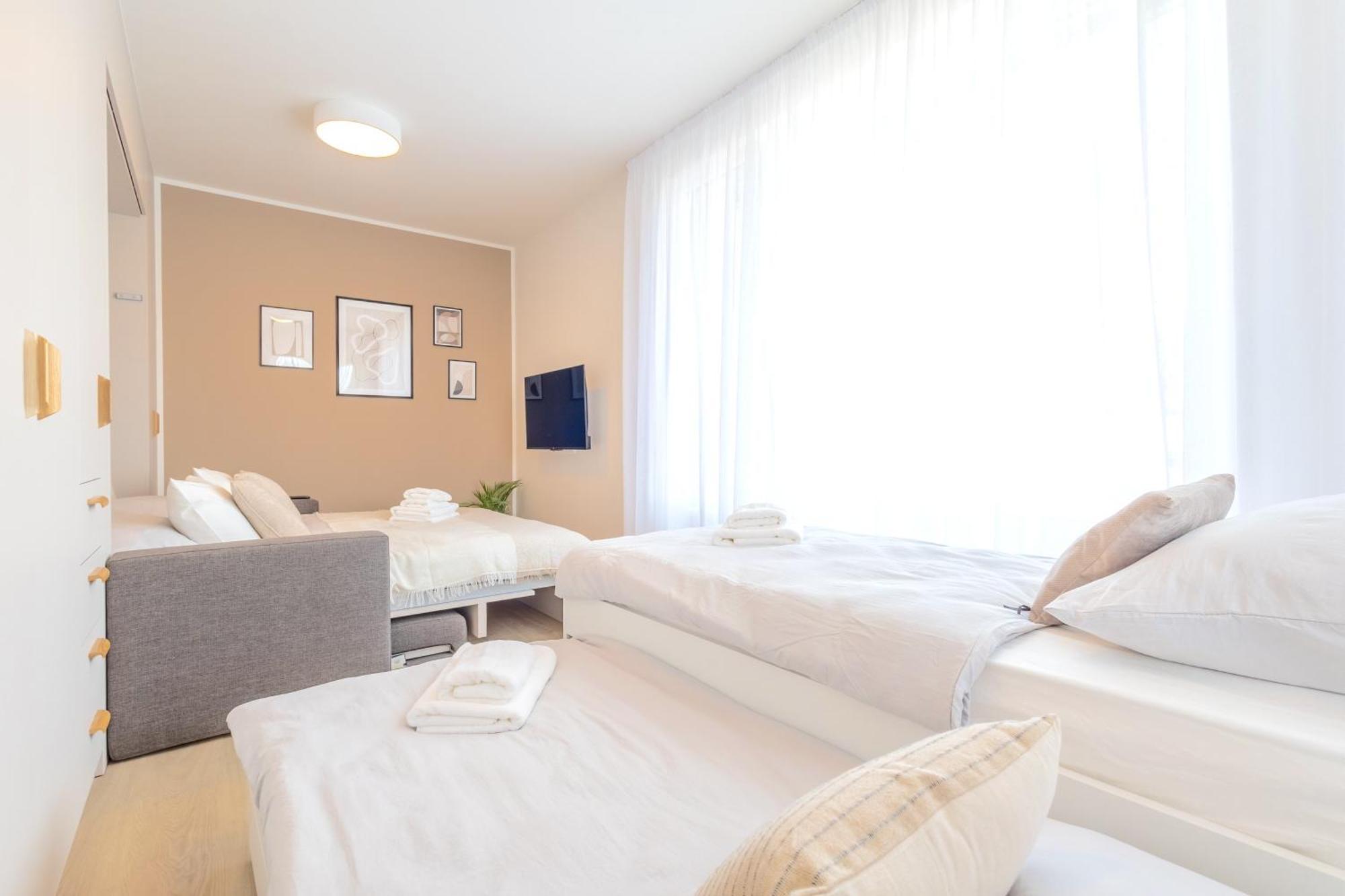 شقة Bright 2Br - 7Th Floor, Balcony, Free Parking By Gravity براغ المظهر الخارجي الصورة