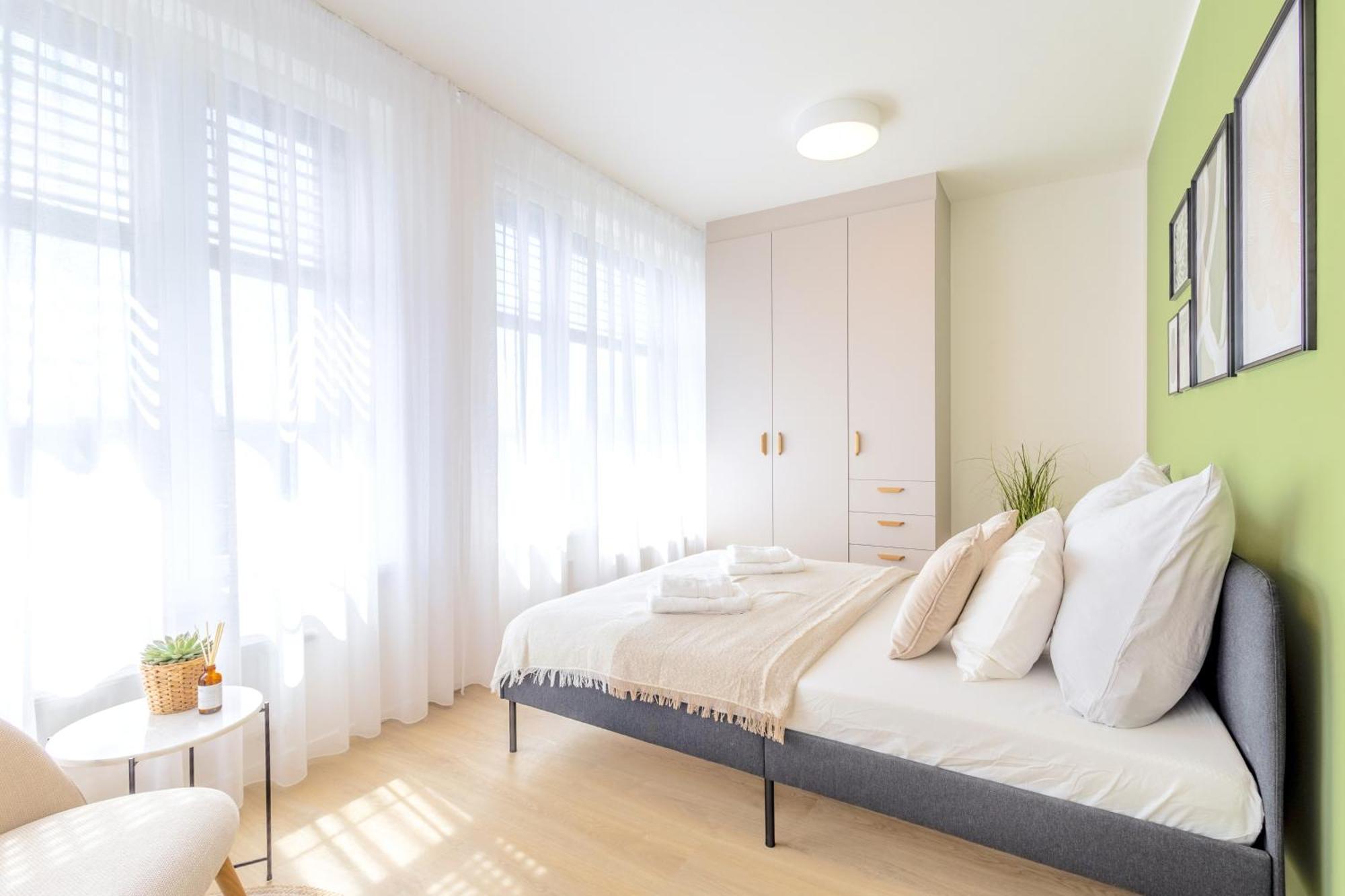 شقة Bright 2Br - 7Th Floor, Balcony, Free Parking By Gravity براغ المظهر الخارجي الصورة